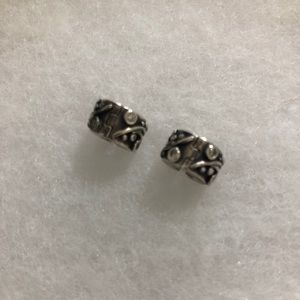 Pandora Clips